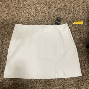 Brand new with tags white plus size mini skirt